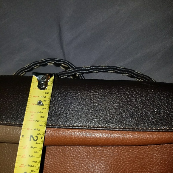 🔇 Sale $8 Leather Soulder Bag - Picture 8 of 9